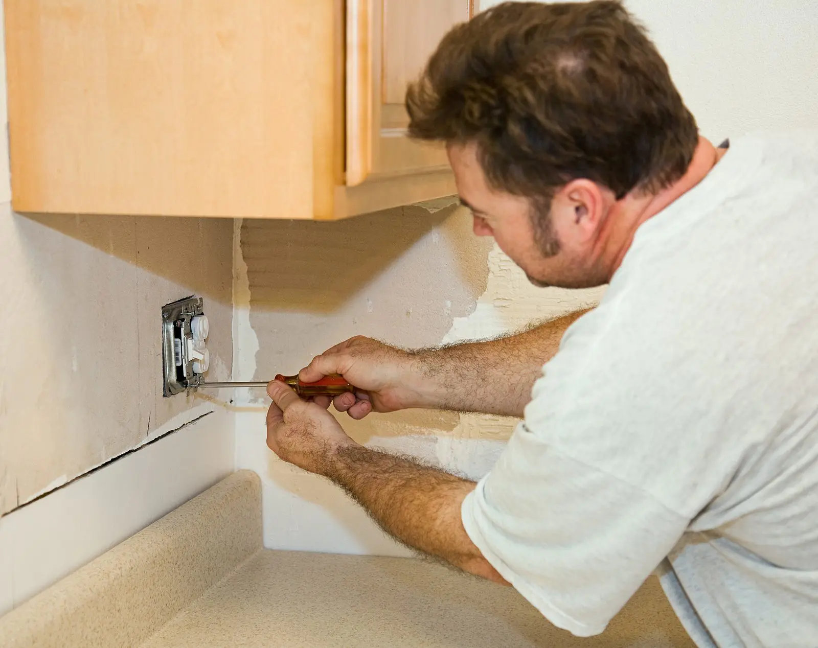 Consumer Guide: Financing a Renovation When You Buy Post Thumbnail