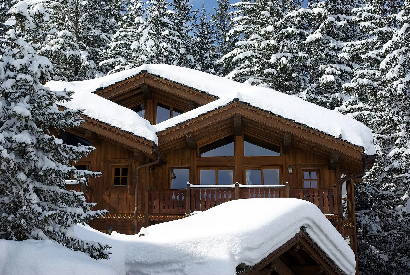 Consumer Guide: 8 Tips for Selling Your Home in Winter Post Thumbnail